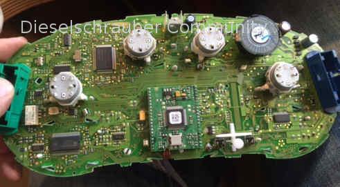 Unterseite Platine Tacho / Kombiinstrument 1.jpg