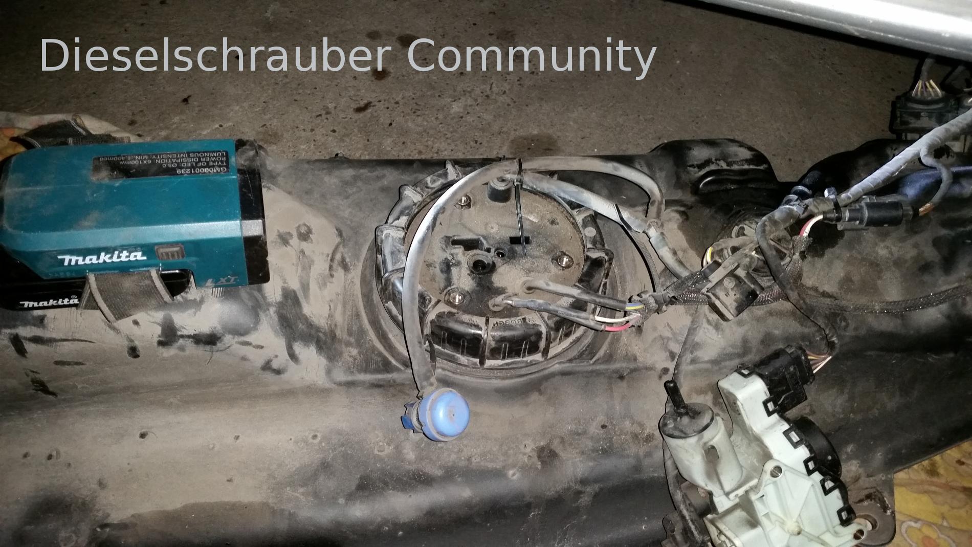 MIL leuchtet, Geber für Tanktemperatur Reduktionsmittel 20160716_212542_klein.jpg