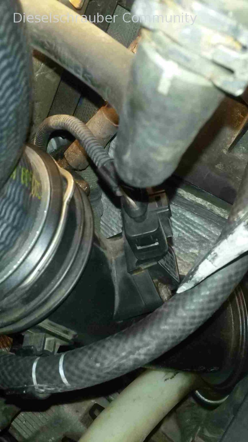 Funktion der VTG-Steuerung am VW T5 TDI (AXE) Drucksensor.jpg