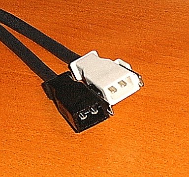 Audi A6 C4 Diagnoseanschluß 2x2_plug.jpg