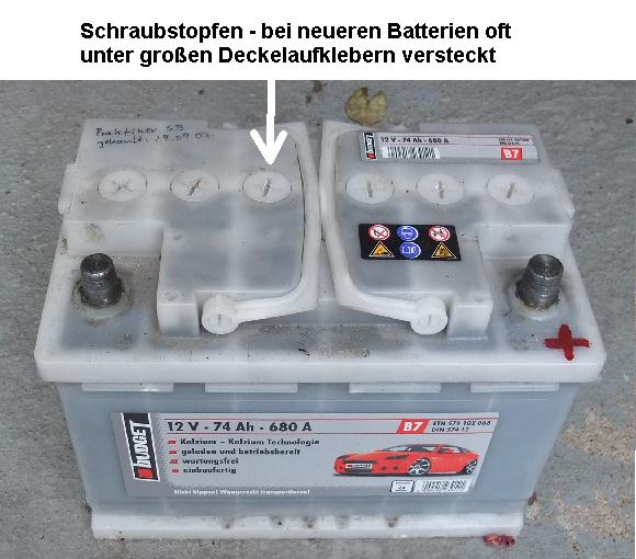 Schraubstopfen an Starterbatterie Budget_Stopfen.JPG
