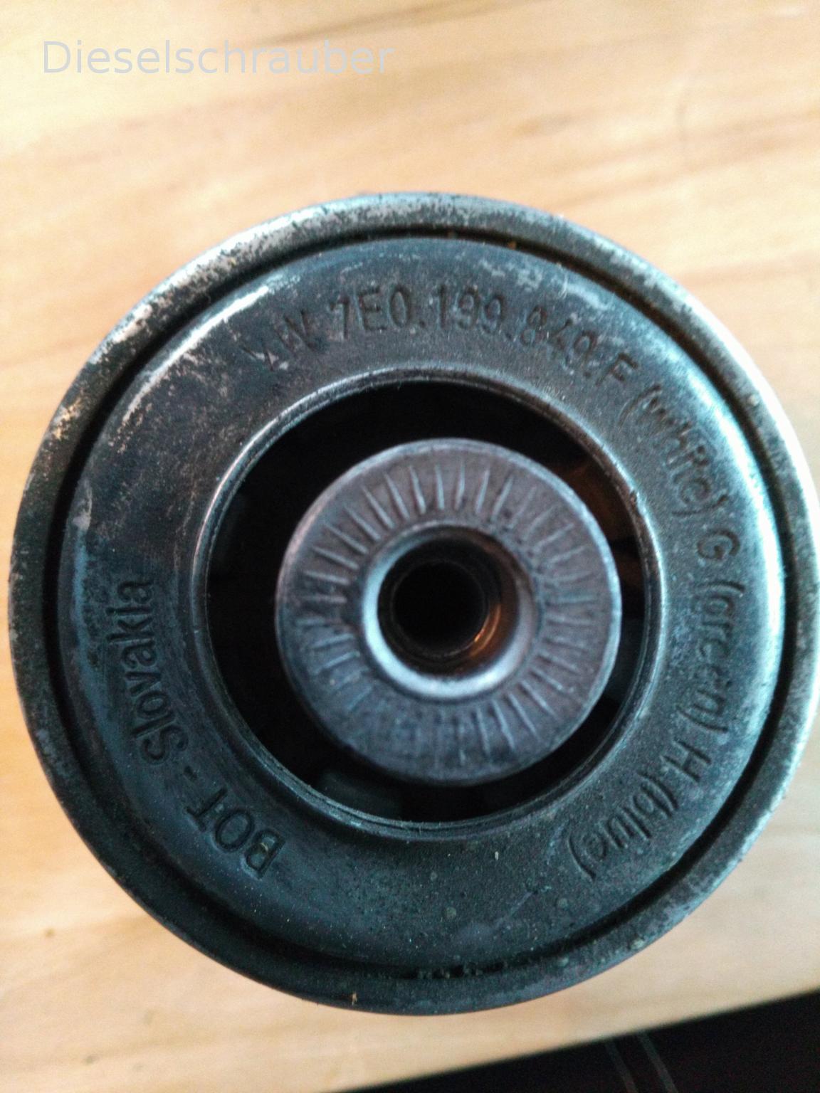 Motorlager-T6-hinten-oben.jpg