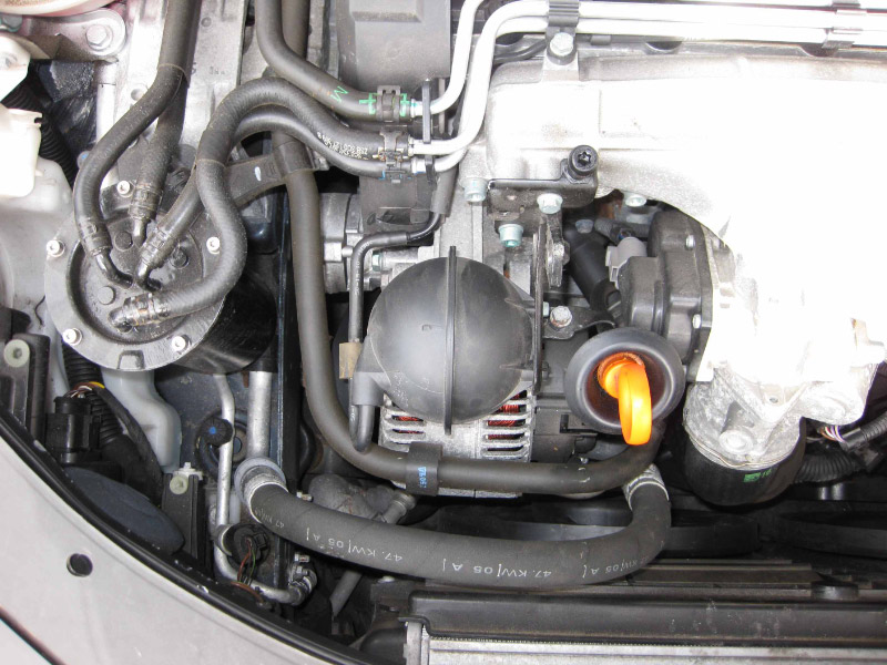 VW Passat Motorraum007.jpg