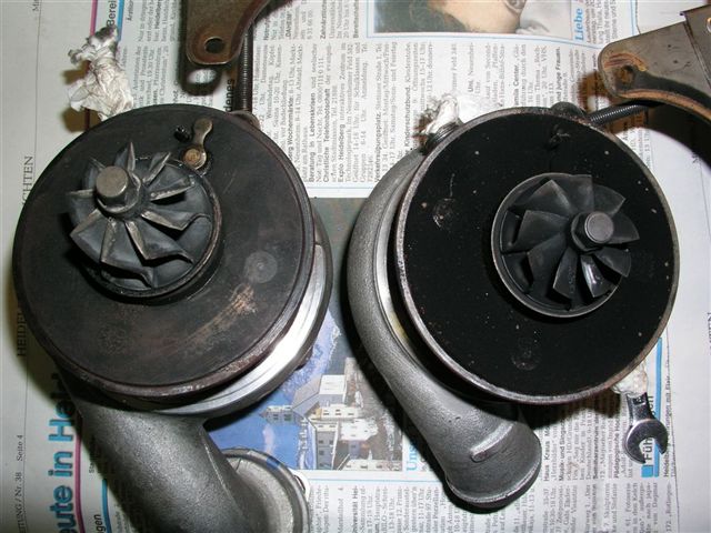 Turbinen im Vergleich
links KP39B, rechts KP39 P1010810.JPG