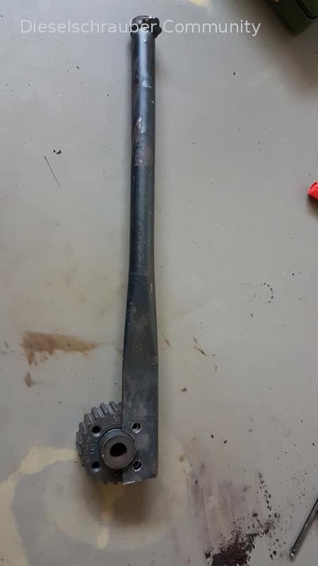 Gegenhalter für Zahnriemenrad an der Kurbelwelle Gegenhalter.jpg