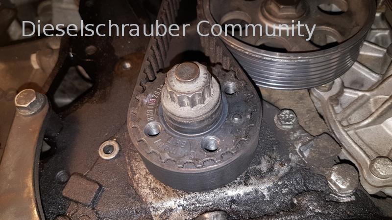 Timing belt pulley, KW brand, worn out - AFN engine 1.jpg