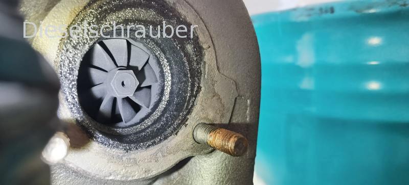 1.9 TDI PD smoking: Causes and solutions Verölter-Turbolader.jpg