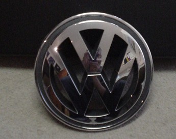 VW_Zeichen_3C_Highline_lose.jpg