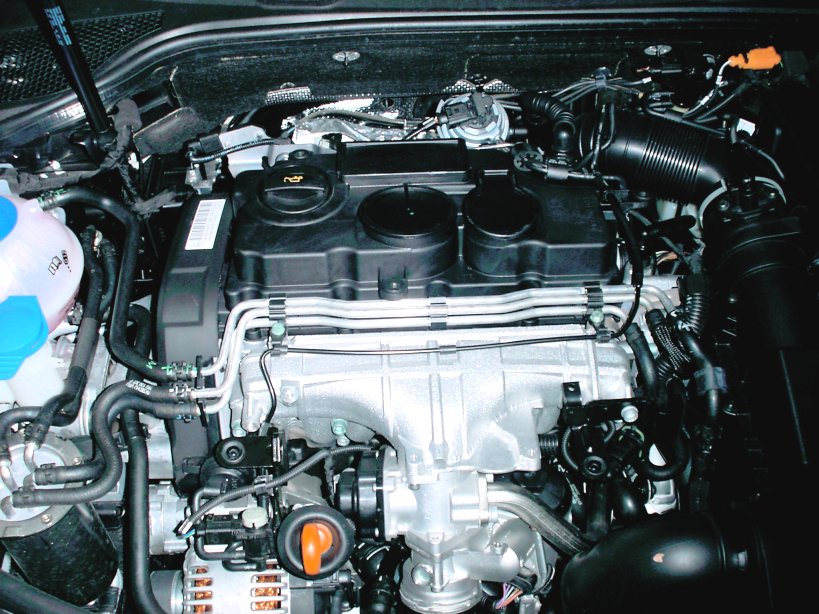 Motor von oben bmn.jpg