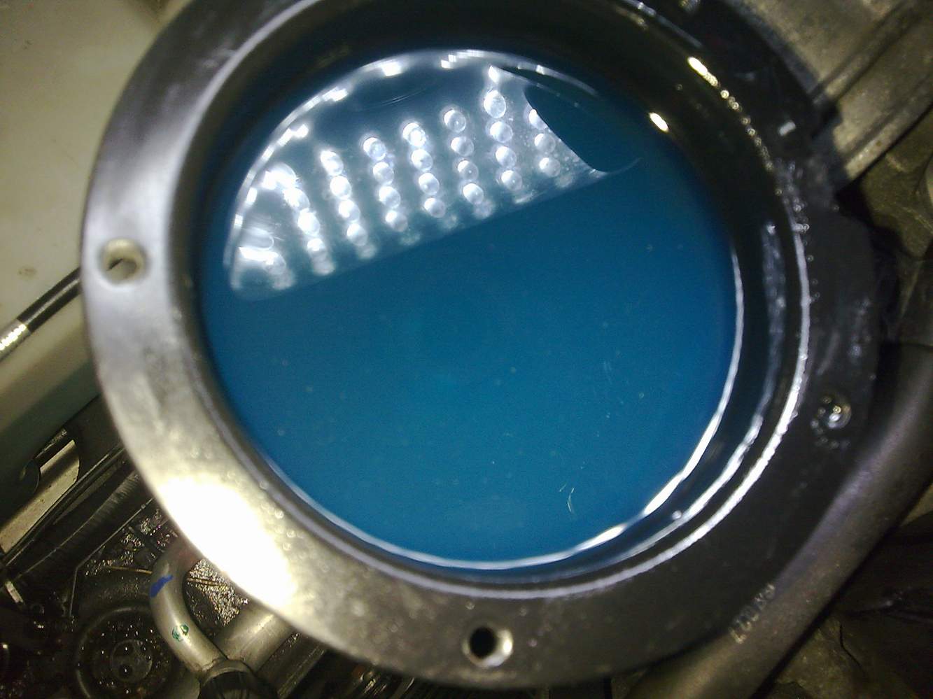 Filter noch im Behälter Bild0490.jpg