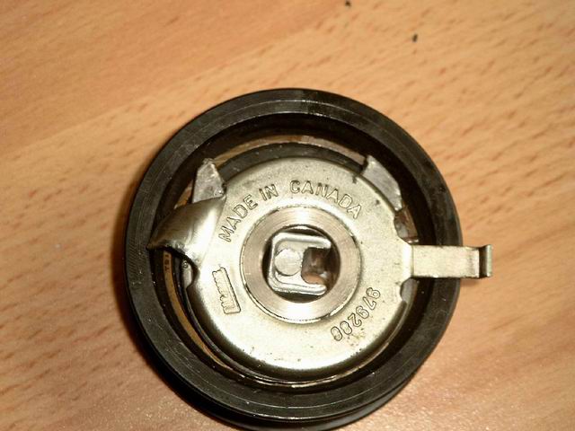 Timing belt condition after 80,000 km + 30 months, how is this possible? rolle1.jpg