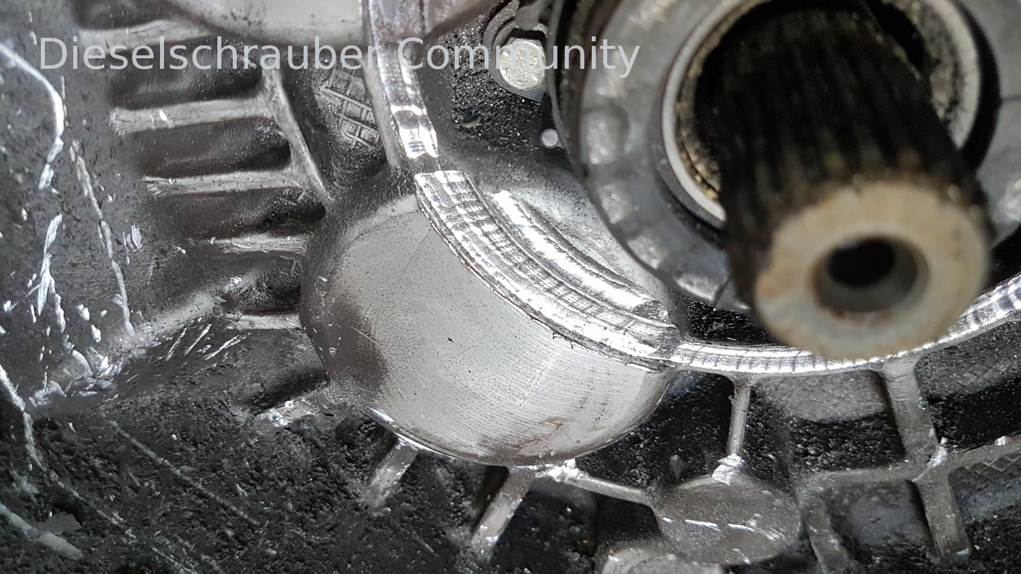 Kratzspuren im Getriebegehäuse, Skoda Octavia II 20180508_165309.jpg