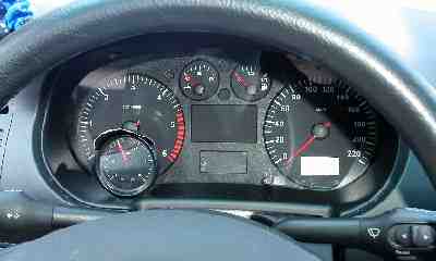 Der DZM-Bereich unter 1000 rpm kann ruhig verdeckt sein, da beim TDI uninteressant.
Zum Glück hat der Ibiza kein LCD-Display im DZM. LDA Ibiza 3a.JPG