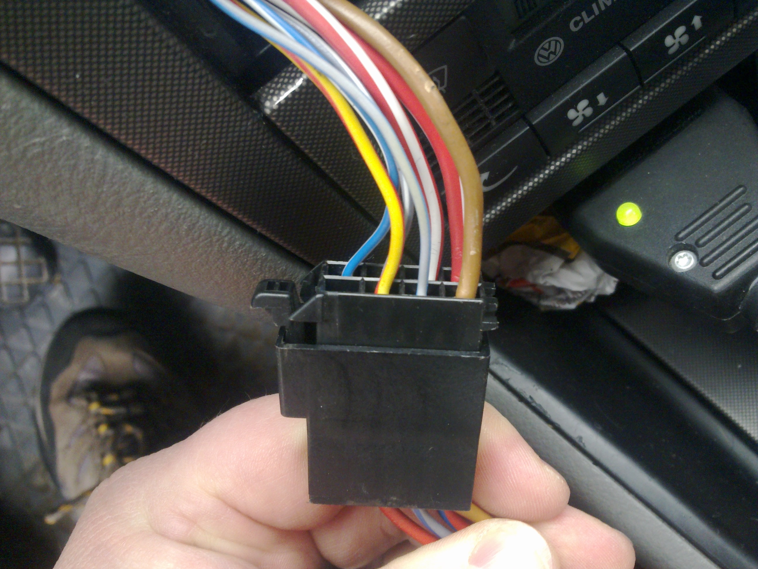 Bora non si avvia più Stecker Radio (1).jpg