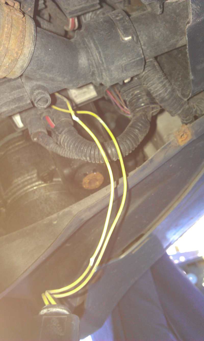 Entzwirbelte Reparaturleitung m. Stecker inkl. ZWEI Scheuerstellen IMAG0578a.jpg